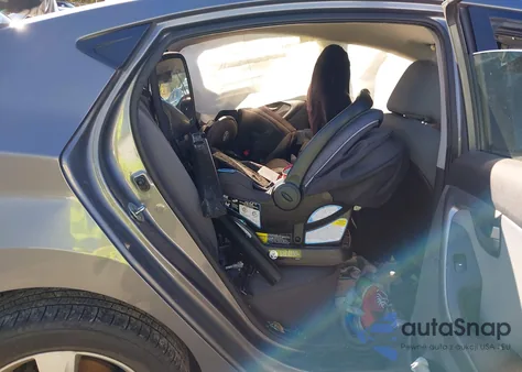 2013 Hyundai Elantra Gls z USA, uszkodzony, nr VIN 5NPDH4AE5DH282186